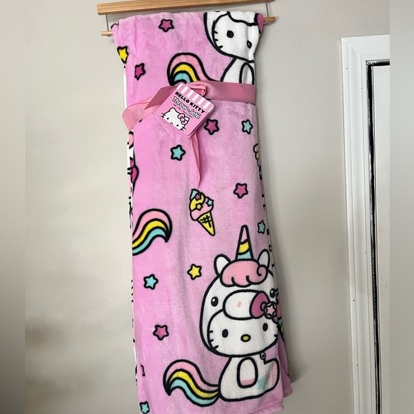 Hello Kitty Throw Blanket Rainbow Stars Ice Cream 🌈🍦60 x 70 NWT Brand New - Picture 4 of 7